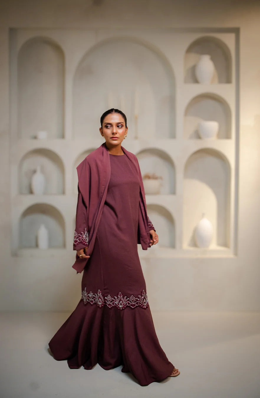 Sareen - Embroidered Abaya Set