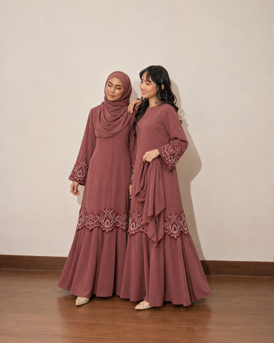 Sareen - Embroidered Abaya Set